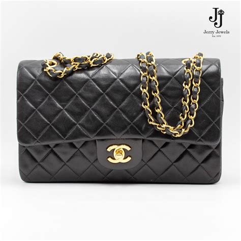 come riconoscere una borsa chanel originale|Come riconoscere una borsa originale Chanel: 12 aspetti .